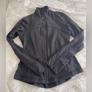 Lululemon size 8 black jacket